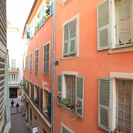 Le Senat Apartment